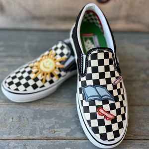 Men’s Vans Skateistan Black White Check Pop Cush Sun Book School Appliqué 8.5